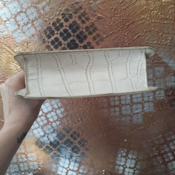 Zara Cream Faux Leather Croc-Embossed Women's Bag - Picture 8 of 14